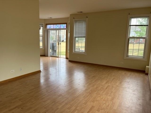 478 Brookside Dr - Photo 4 of 11