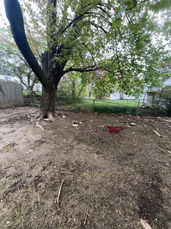 2750 Golfside Ln - Photo 2 of 16