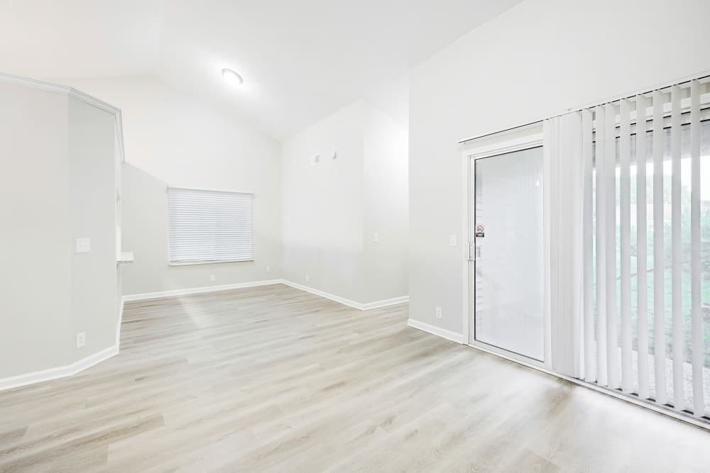 610 Brentmeadow Cir - Photo 3 of 7