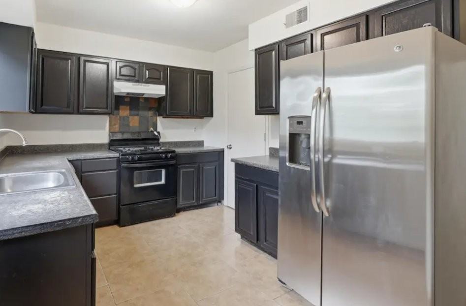 308 Cutty Ct - Photo 7 of 18