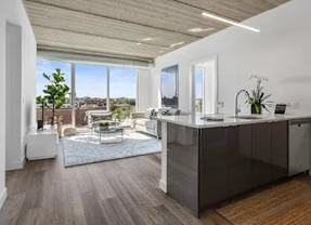 724 W Sheridan Rd - Photo 1 of 1