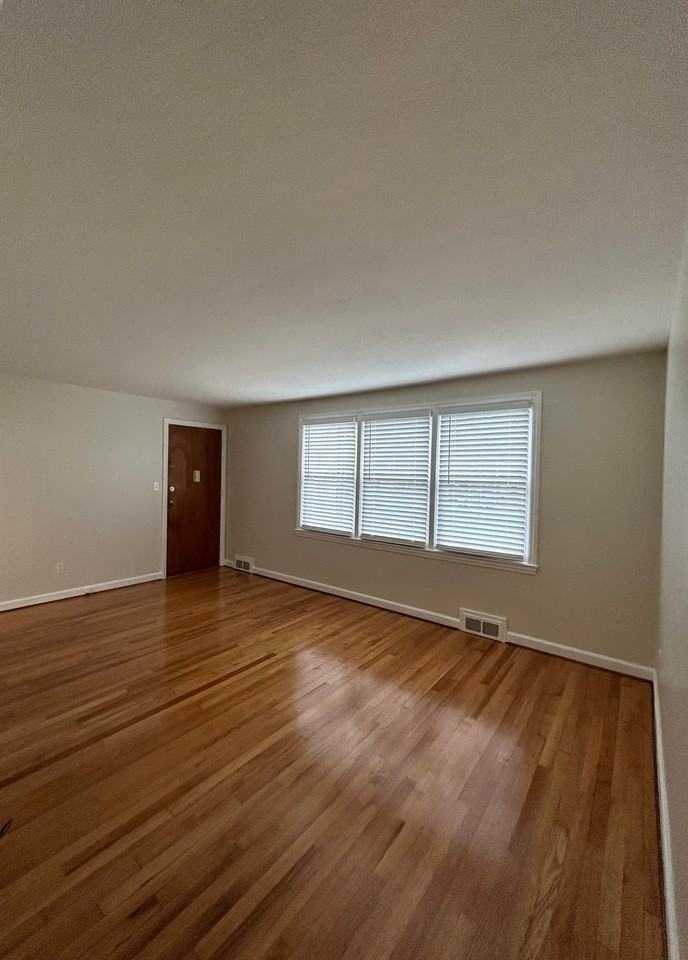 61 Mercury Ct #L2 - Photo 4 of 6