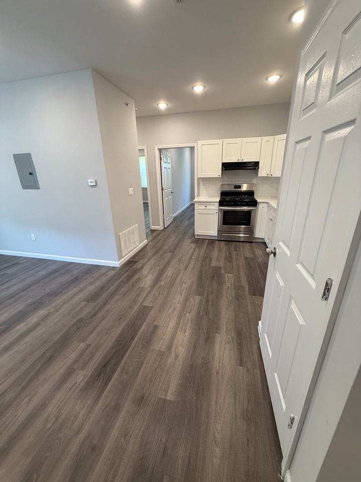 67 Market St #303 - Photo 2 of 12
