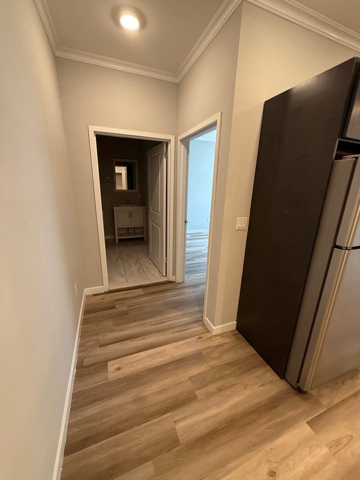 54 Pearl St #204 - Photo 5 of 11