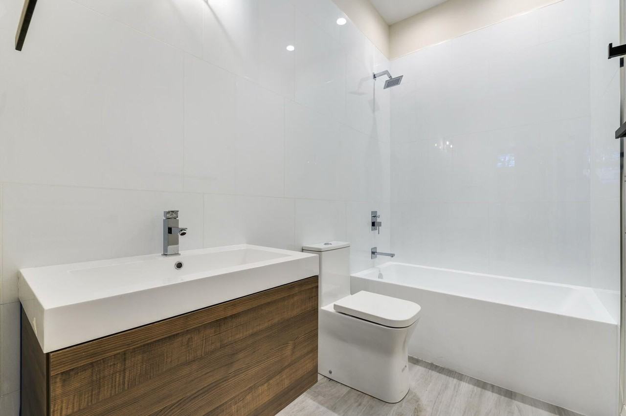 2345 W Morse Ave - Photo 6 of 13