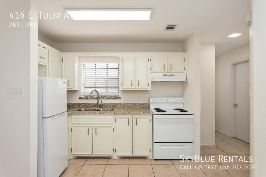 416 E. Tulip Ave 416-2 Tulip #2 - Photo 3 of 8