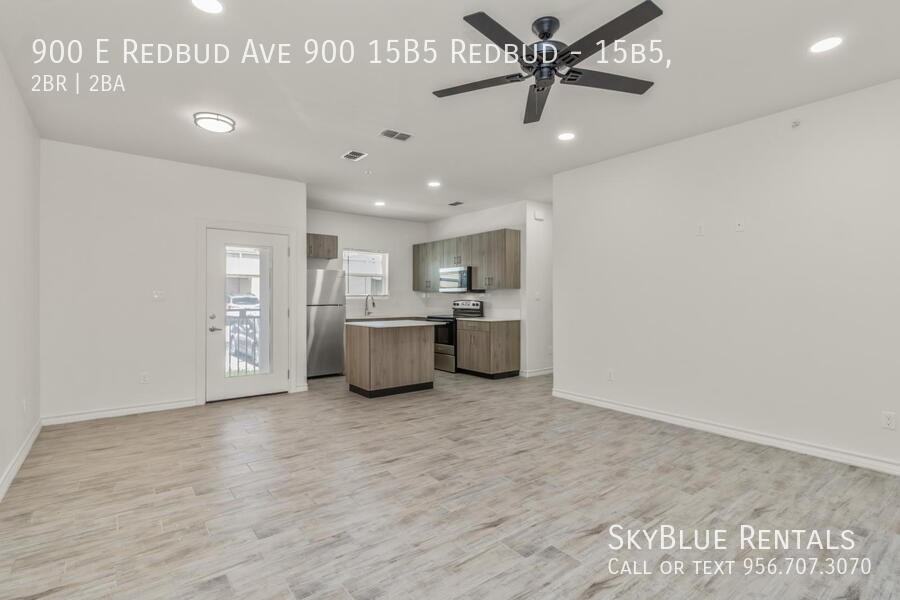 900 E Redbud Ave #15B5