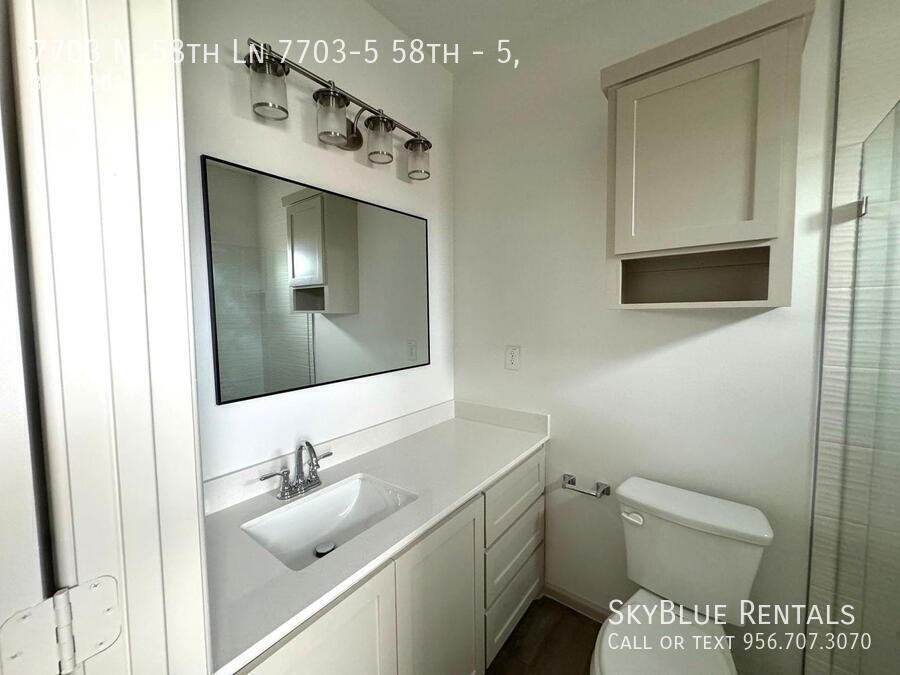 7703 N. 58th Ln 7703-5 58th #5 - Photo 5 of 10