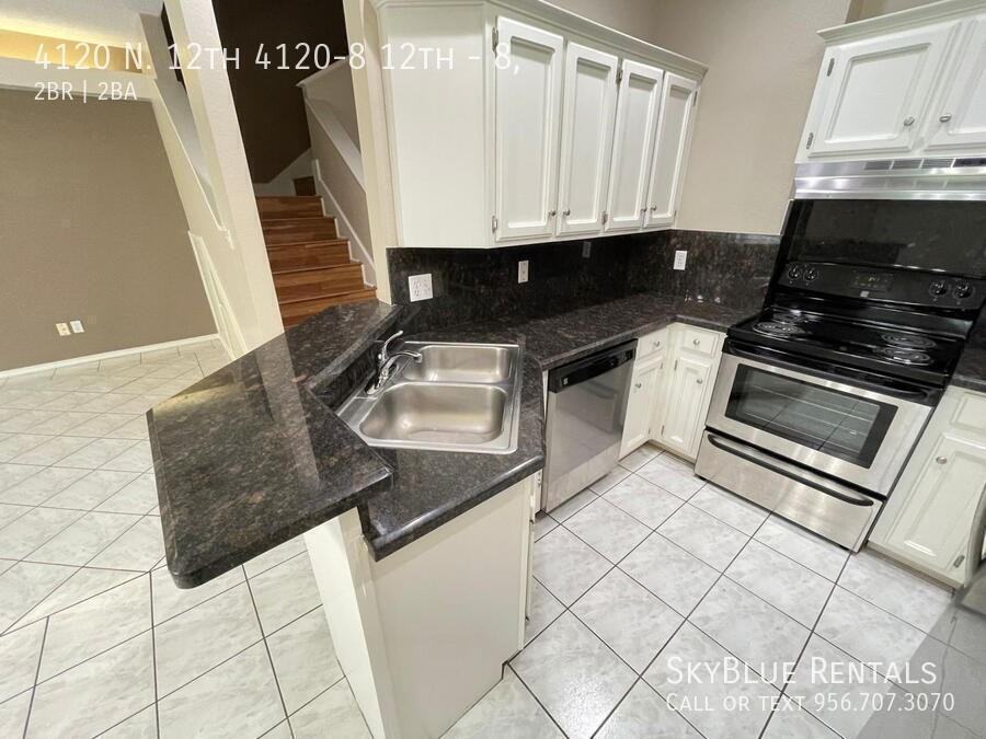 4120 N. 12th 4120-8 12th #8 - Photo 5 of 18