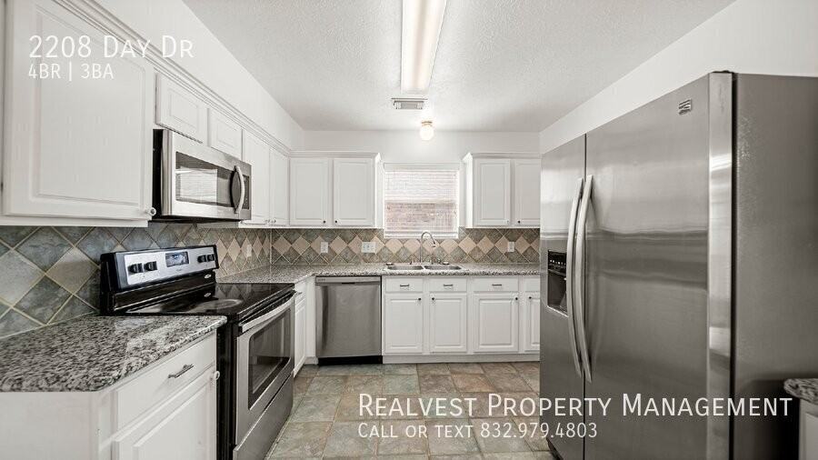 2208 Day Dr - Photo 5 of 20