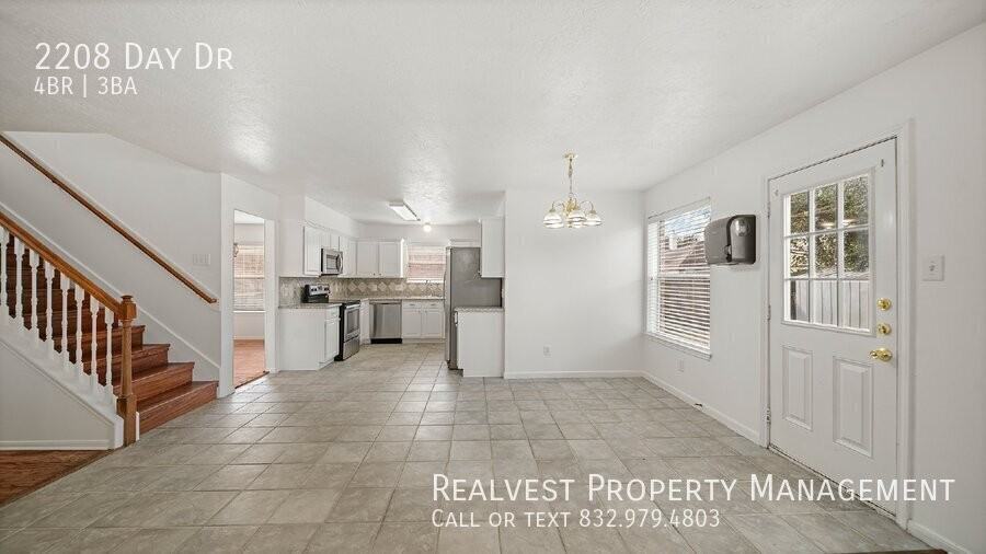 2208 Day Dr - Photo 7 of 20