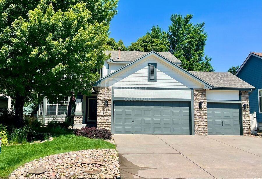 10302 Eastview St - Photo 2 of 22