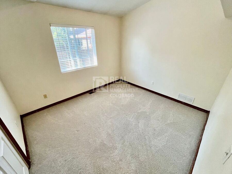 112 8th St - Photo 7 of 13