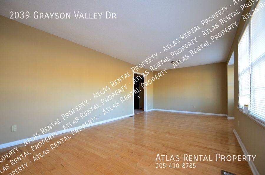 2039 Grayson Valley Dr - Photo 6 of 14
