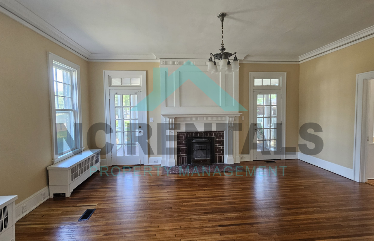 521 Park Pl - Photo 3 of 40