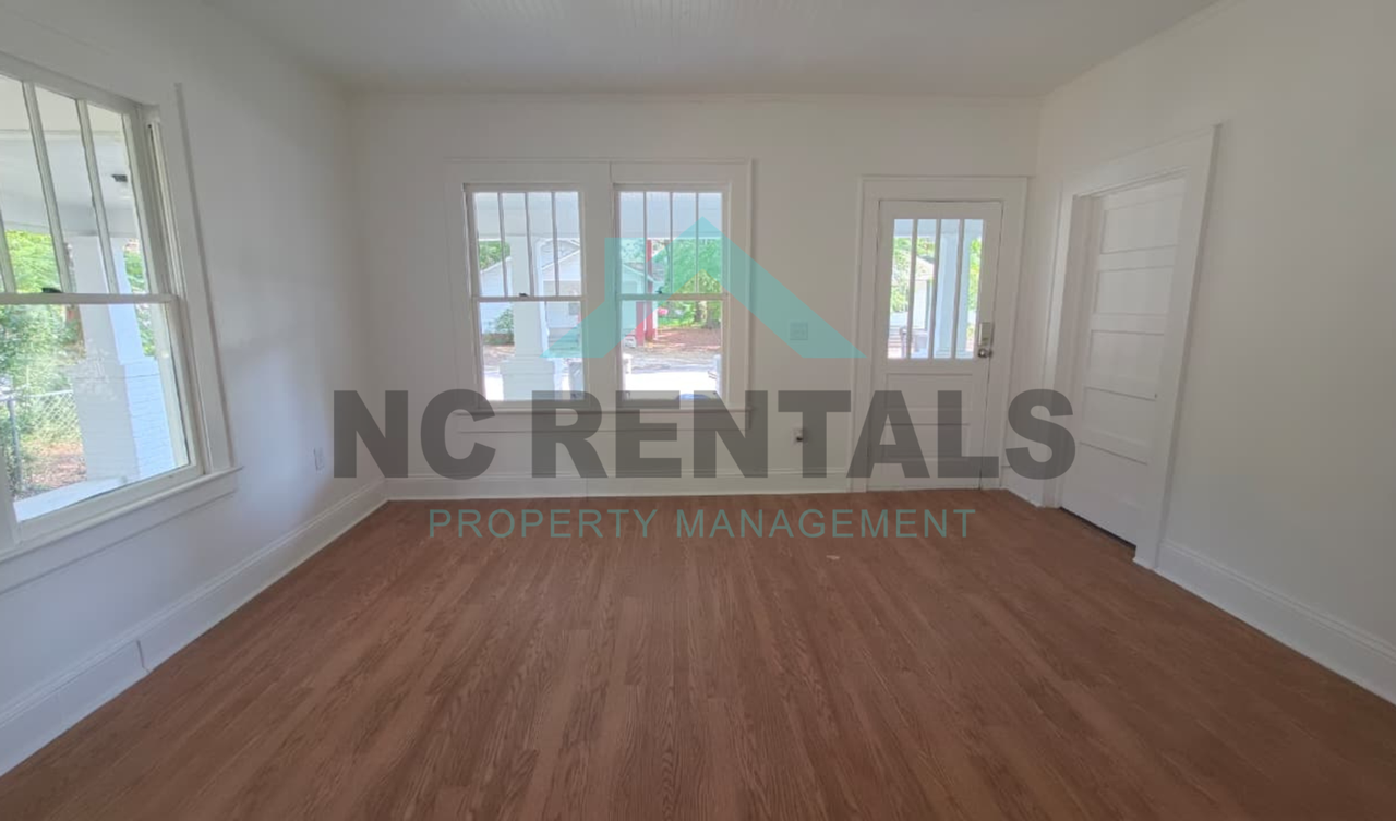 806 Long Ave - Photo 4 of 30