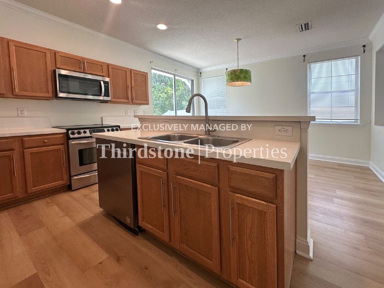 108 Bay Bridge Dr - Photo 4 of 29