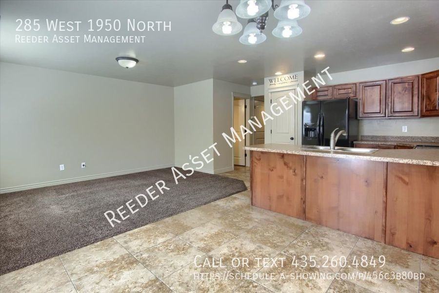 285 W 1950 N - Photo 6 of 20
