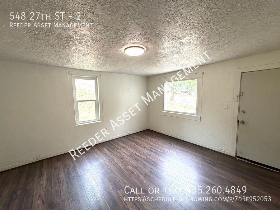 548 27th St #2 - Photo 4 of 5