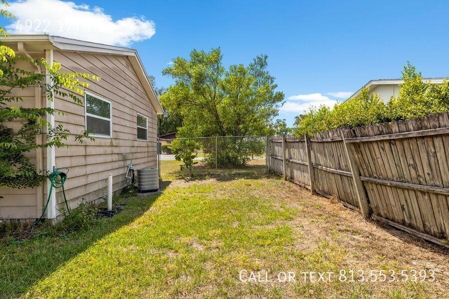 4922 17th St - Photo 3 of 40