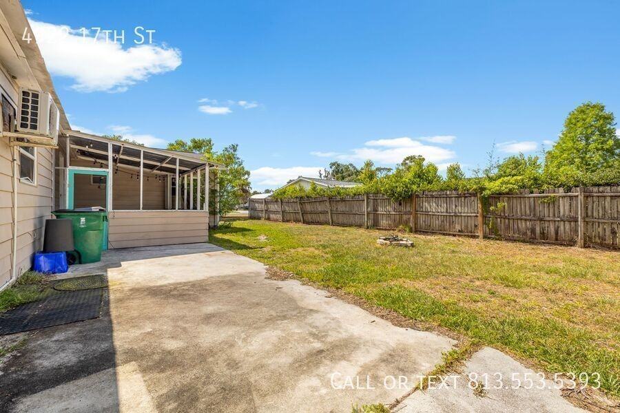 4922 17th St - Photo 5 of 40