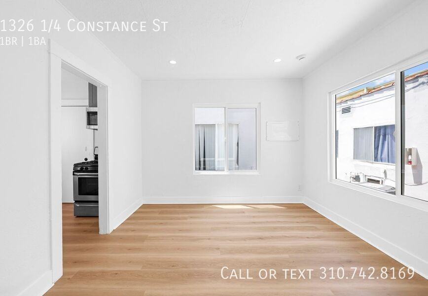 1326 1/4 Constance St - Photo 3 of 16