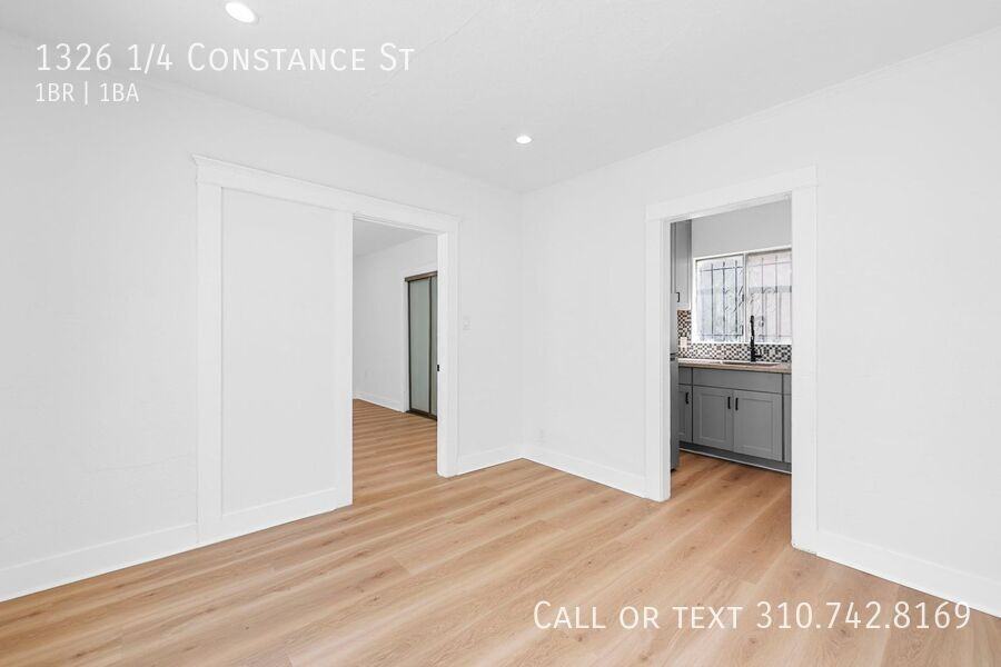 1326 1/4 Constance St - Photo 4 of 16