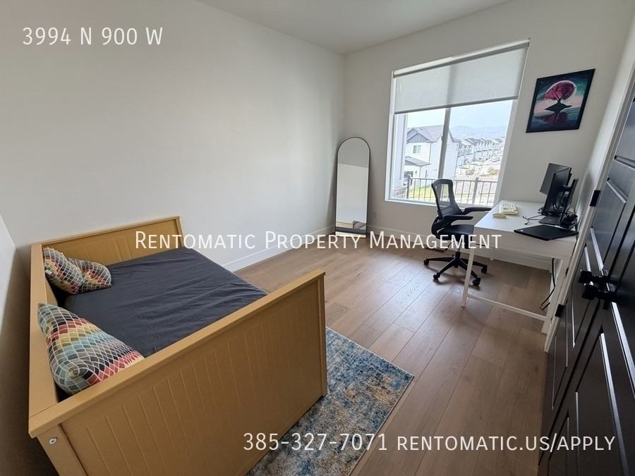 3994 N 900 W - Photo 4 of 41