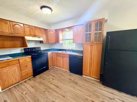 514 Foxwood Dr - Photo 1 of 1