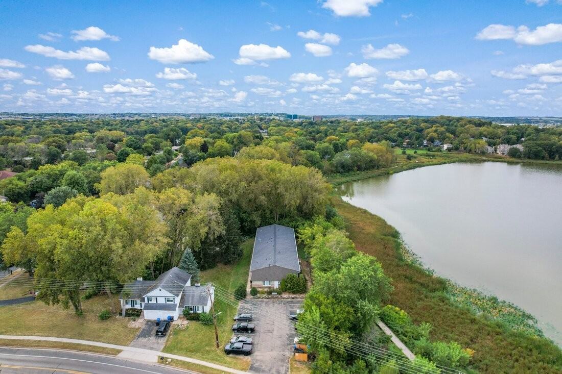 Lagoon Apartments - Photo 3 of 39