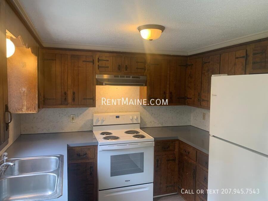 959 Greenfield Rd #2 - Photo 2 of 17