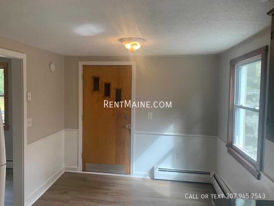 959 Greenfield Rd #2 - Photo 3 of 17