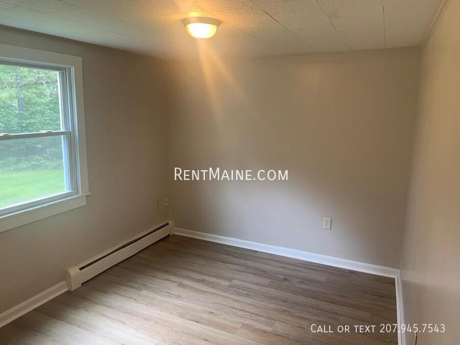 959 Greenfield Rd #2 - Photo 7 of 17