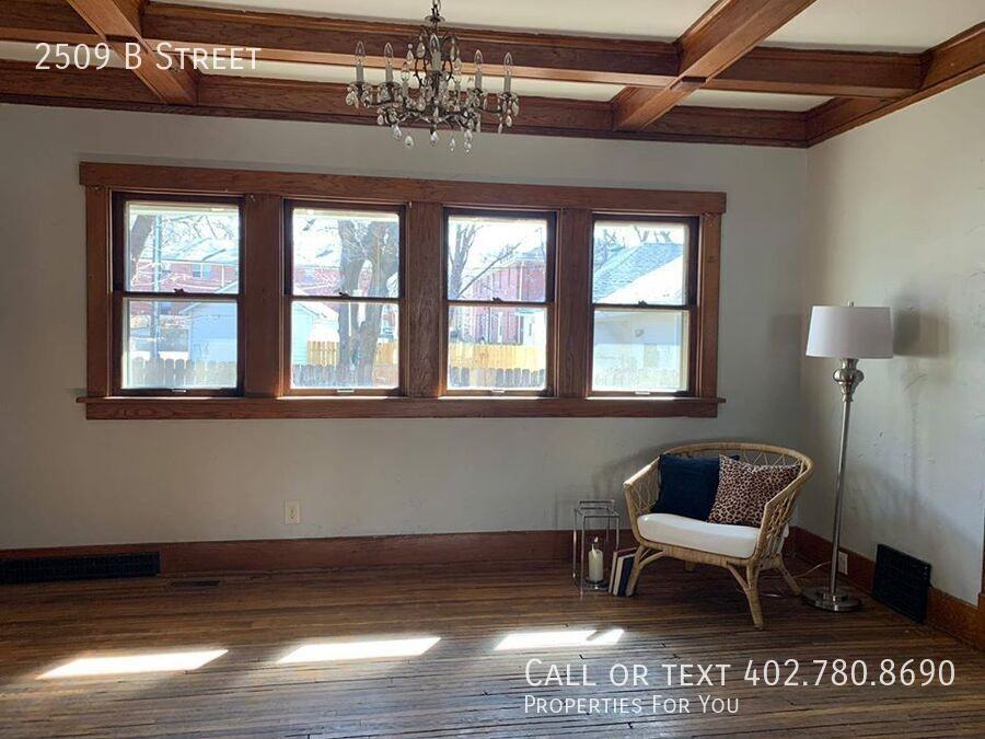 2509 B St - Photo 4 of 10