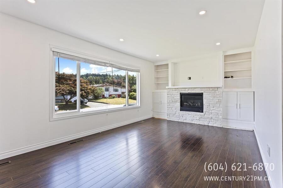 10245 Wedgewood Dr Uppr #UPPER
