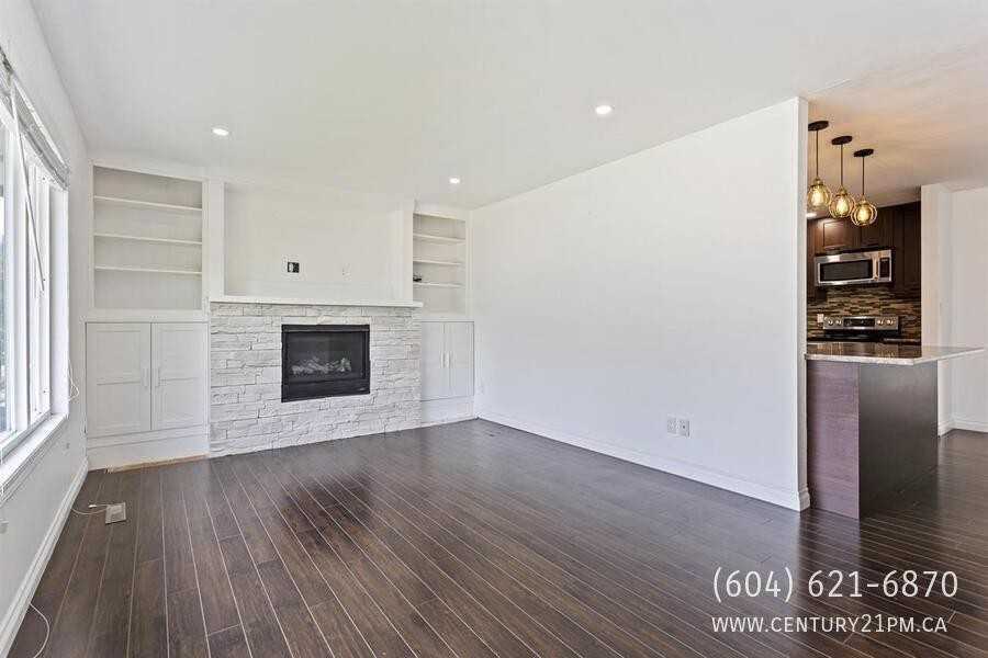 10245 Wedgewood Dr Uppr - Photo 3 of 29