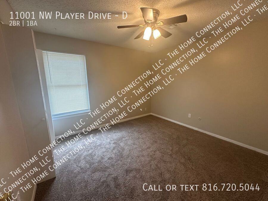 11001 Nw Player Dr #D - Photo 6 of 12