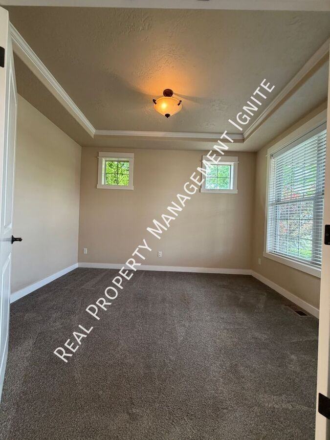 3050 Nw 17th St - Photo 7 of 25