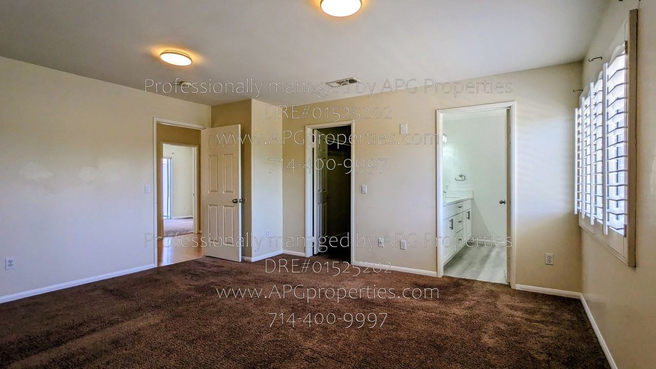 141 S Pritchard Ave - Photo 5 of 36