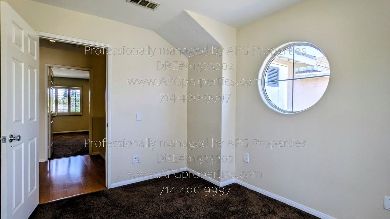 141 S Pritchard Ave - Photo 7 of 36