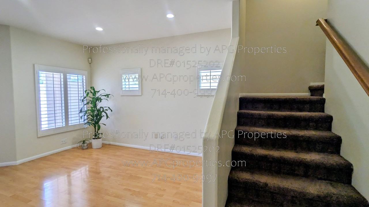 141 S Pritchard Ave - Photo 6 of 36