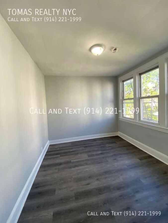 121 Elm St #3L - Photo 2 of 10