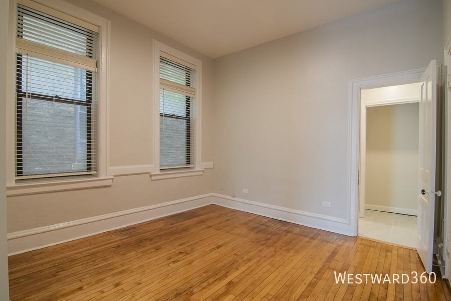 2056 N Halsted St #2F - Photo 5 of 8