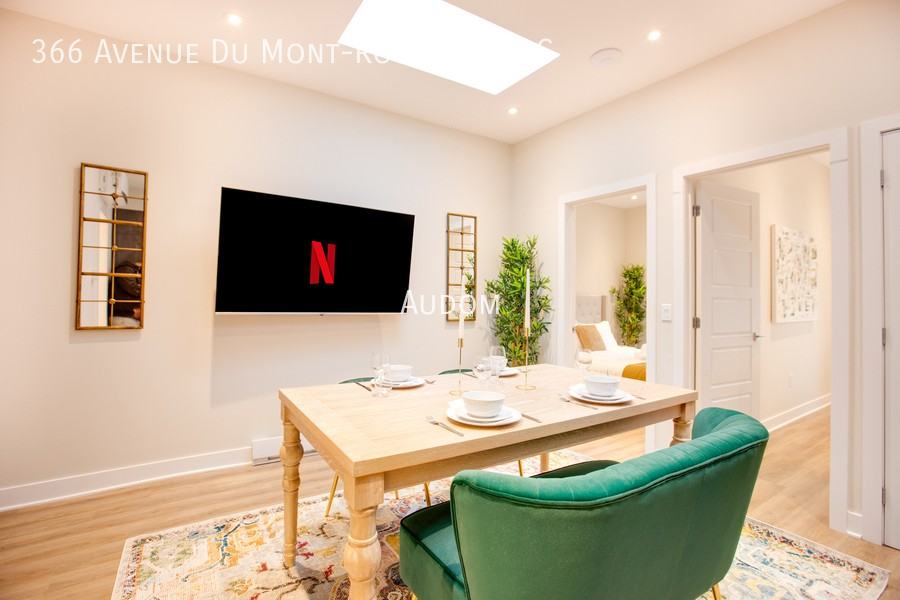 366 Av Du Mont-Royal E #C - Photo 2 of 8