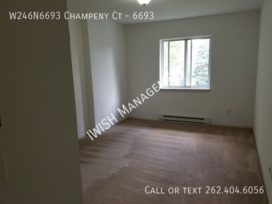 W246N6693 Champeny Ct #6693 - Photo 5 of 5