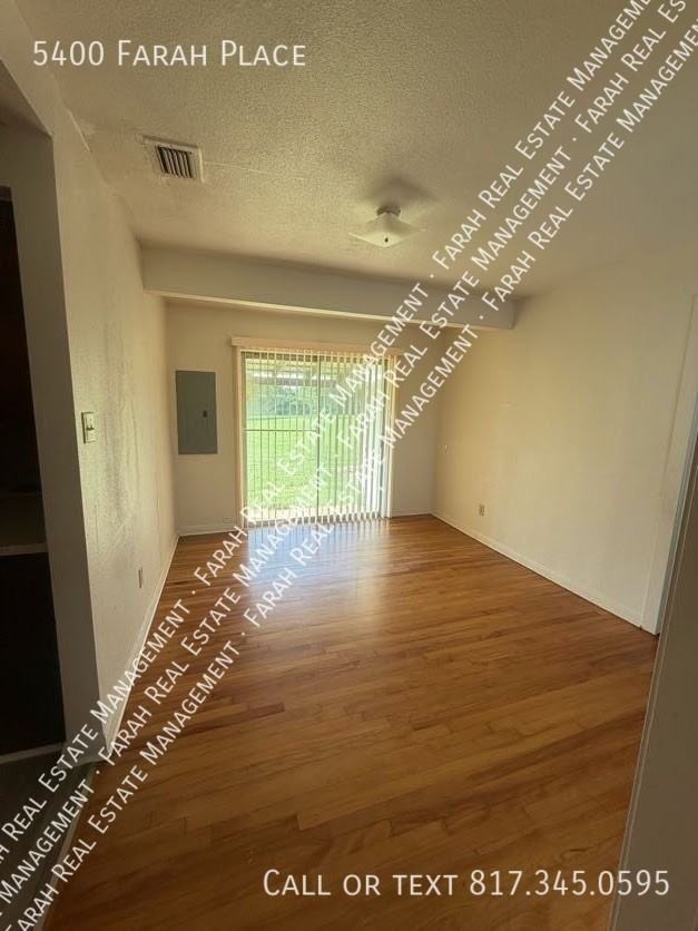 5400 Farah Pl - Photo 3 of 24