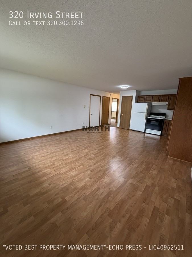 320 Irving St - Photo 3 of 17