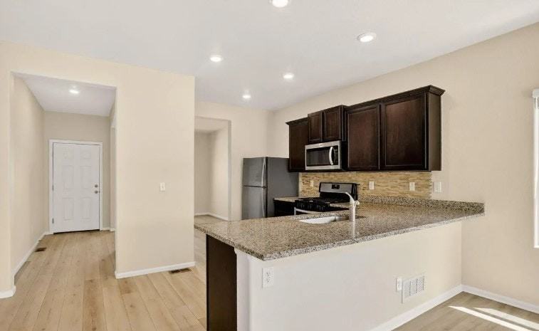 308 Bowles Street - Photo 4 of 9