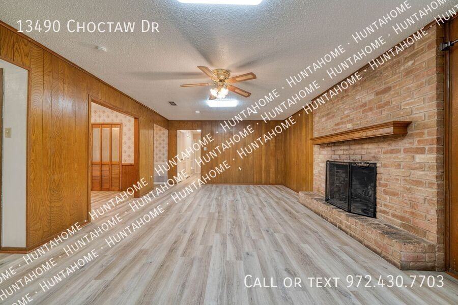 13490 Choctaw Dr - Photo 3 of 29