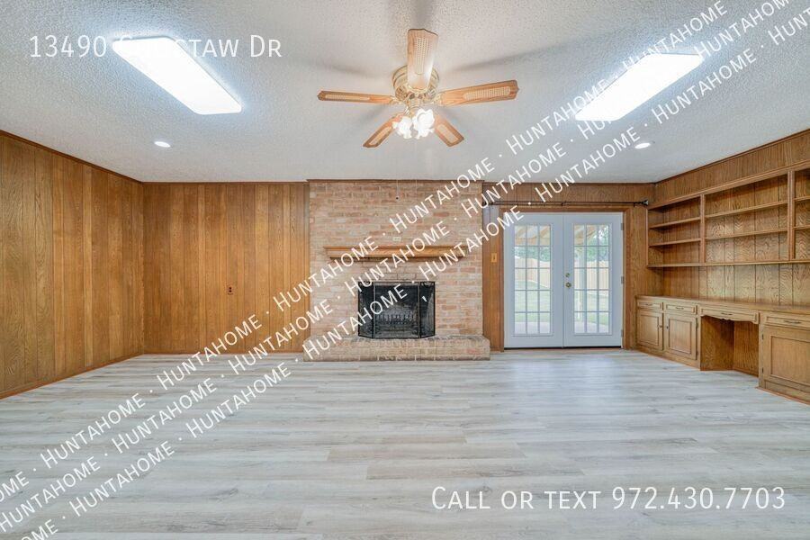 13490 Choctaw Dr - Photo 5 of 29